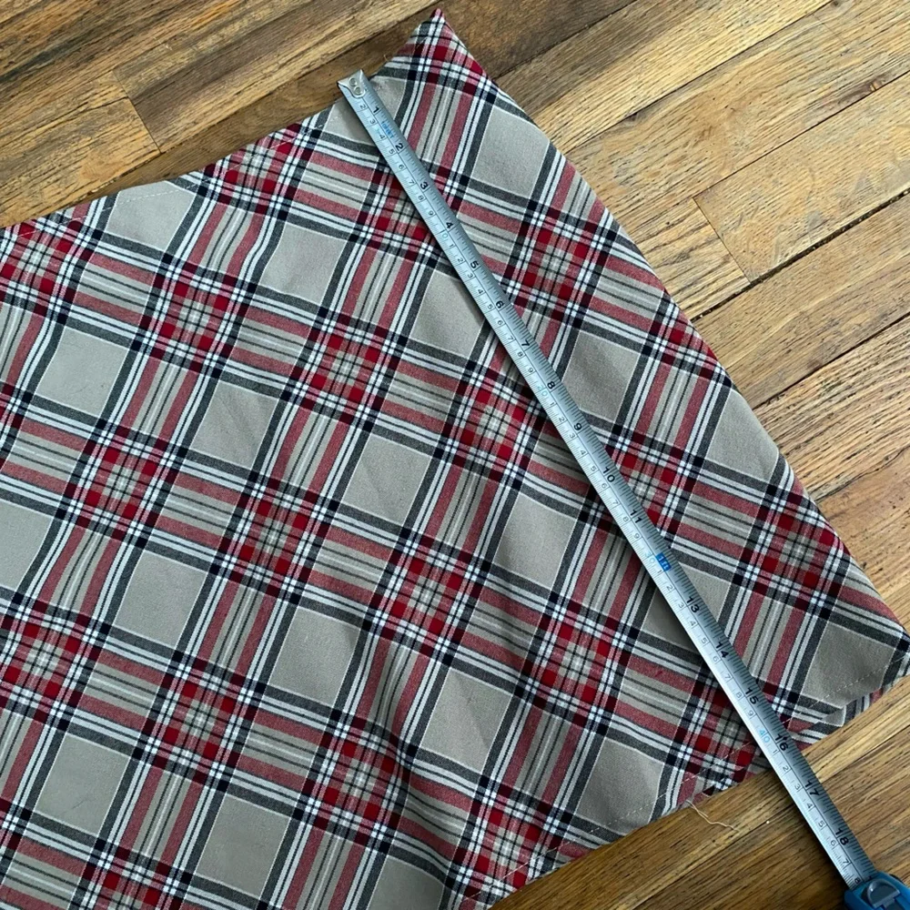 Vintage Y2K Plaid Skirt - Picture 7 of 8